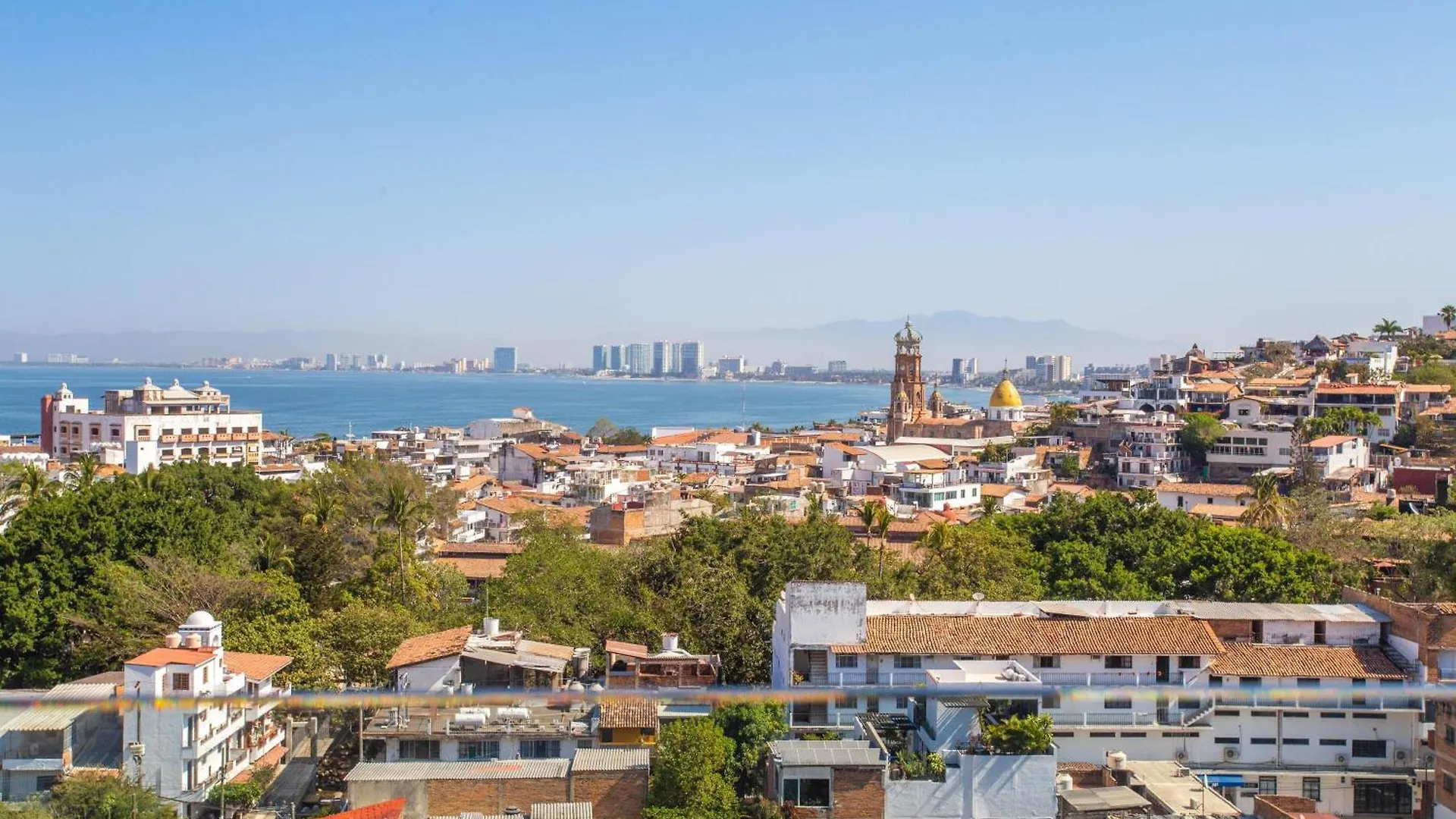 Chic Condo With Scenic Views, Pool And Gym Puerto Vallarta 0*,  Mexikó